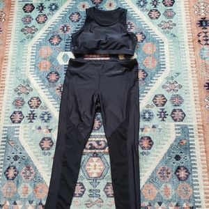 Fabletics set - black shine and mesh, L & M